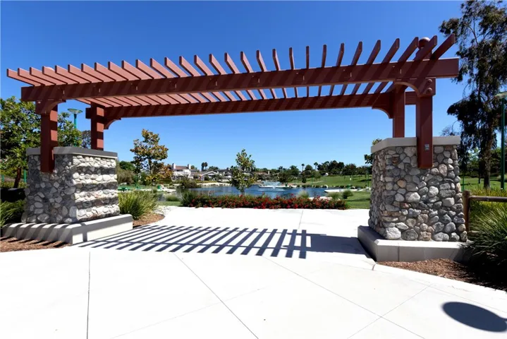 23212 Meadowbrook Circle, Lake Forest, California 92630