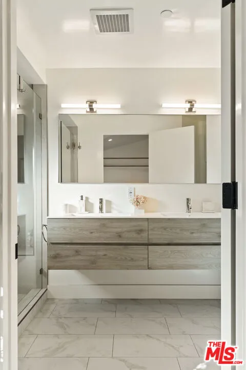 1025 Euclid Street 103, Santa Monica, California 90403 home-pic-20