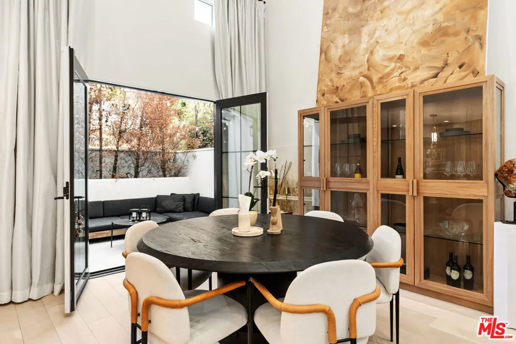 1025 Euclid Street 103, Santa Monica, California 90403 home-pic-12