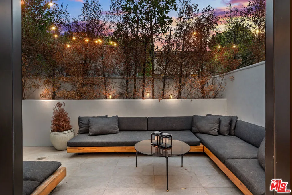 1025 Euclid Street 103, Santa Monica, California 90403 home-pic-3