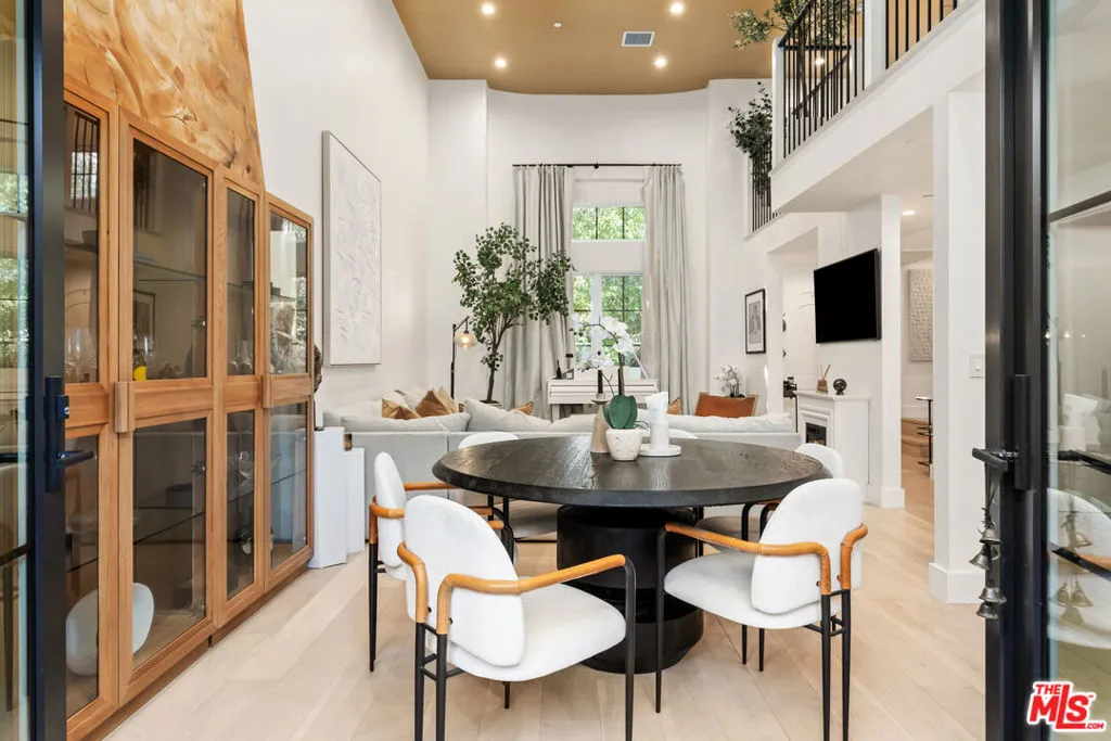 1025 Euclid Street 103, Santa Monica, California 90403 home-pic-11
