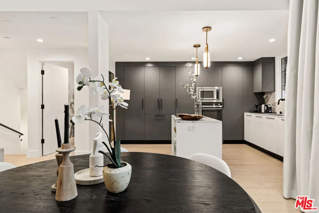 1025 Euclid Street 103, Santa Monica, California 90403 home-pic-10
