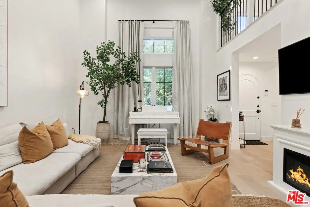 1025 Euclid Street 103, Santa Monica, California 90403 home-pic-7