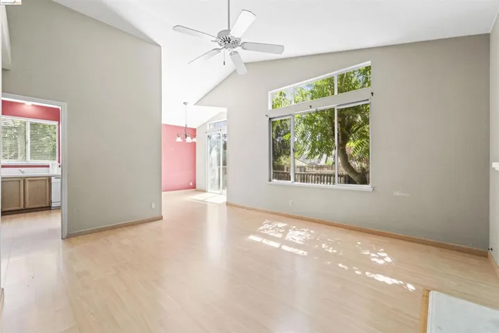 754 Clifton Way, Vacaville, California 95688