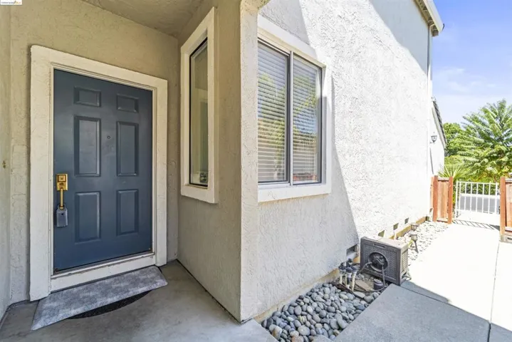 754 Clifton Way, Vacaville, California 95688