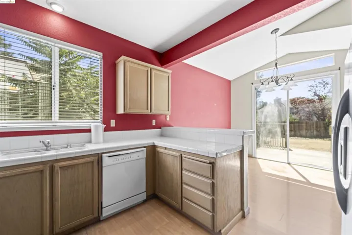 754 Clifton Way, Vacaville, California 95688