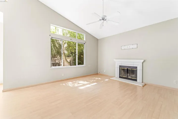 754 Clifton Way, Vacaville, California 95688
