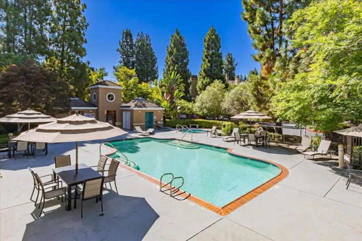 441 Camille Circle 14, San Jose, California 95134