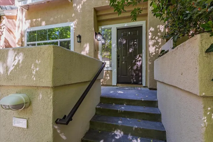 441 Camille Circle 14, San Jose, California 95134