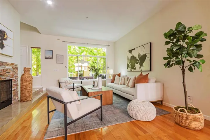 441 Camille Circle 14, San Jose, California 95134