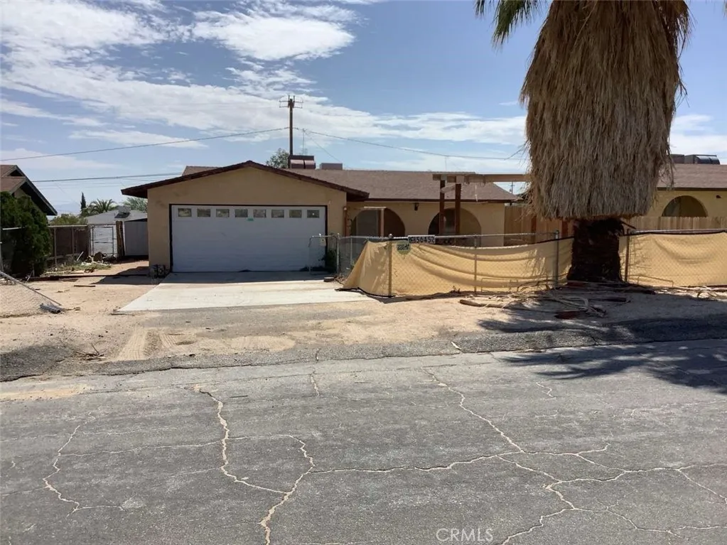 5645 Cahuilla Avenue, 29 Palms, California 92277 home-pic-0