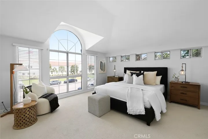 2101 E 15th Street 13, Newport Beach, California 92663