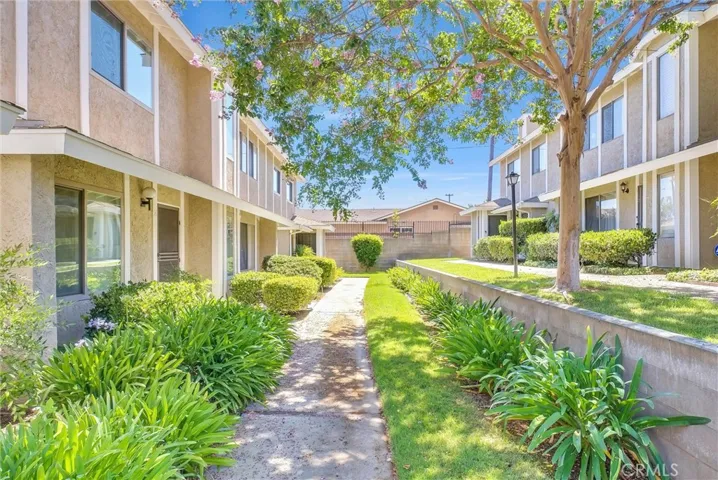 15220 Shadybend Drive 54, Hacienda Heights, California 91745