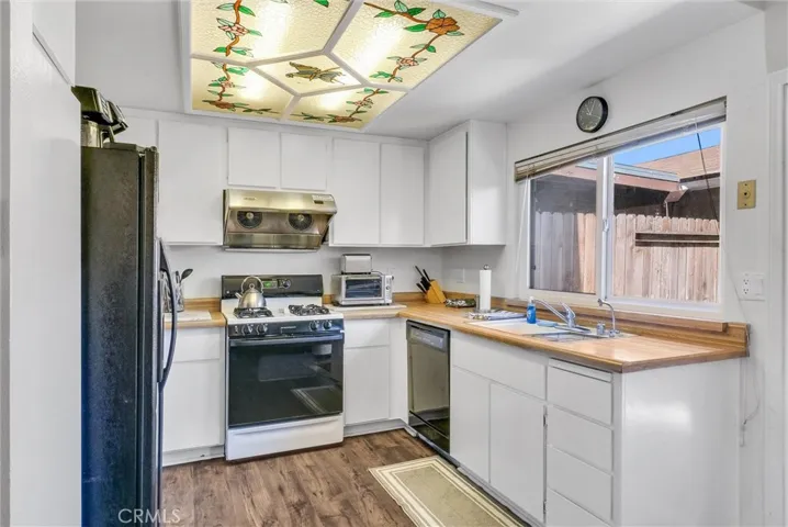 15220 Shadybend Drive 54, Hacienda Heights, California 91745