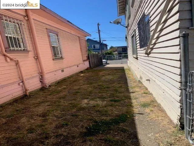 2356 East 21st St, Oakland, California 94601