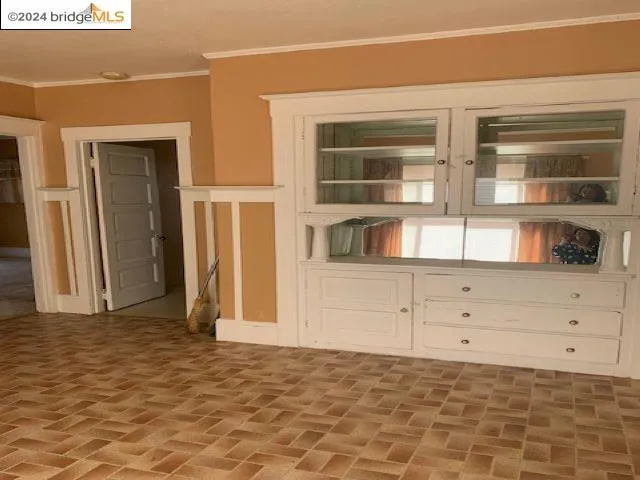 2356 East 21st St, Oakland, California 94601