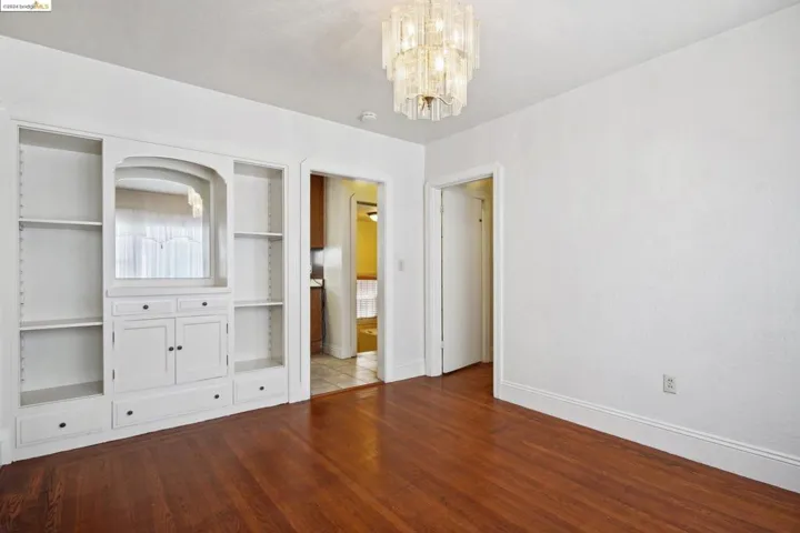 7421 Holly St, Oakland, California 94621