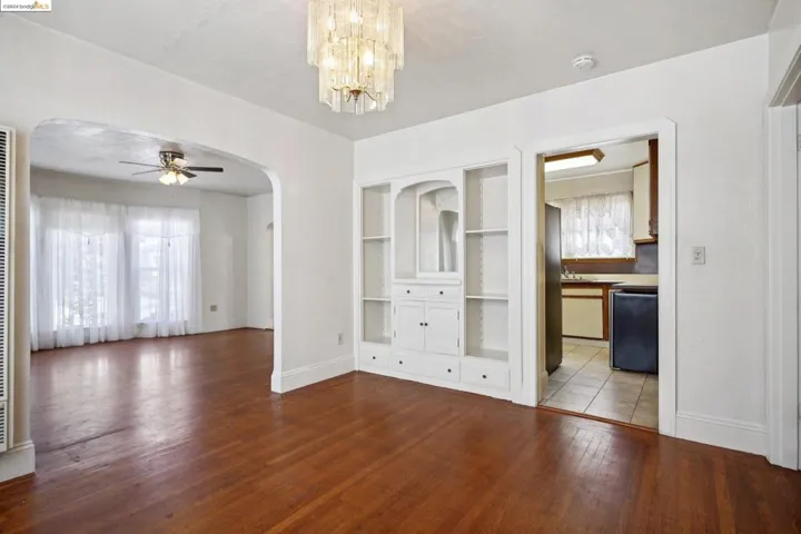 7421 Holly St, Oakland, California 94621