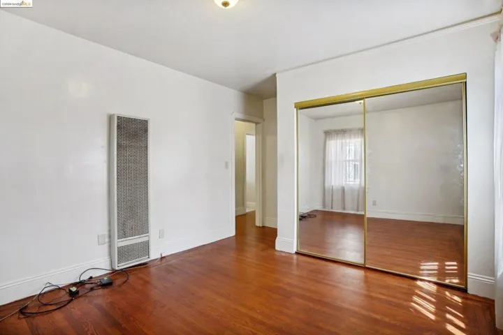 7421 Holly St, Oakland, California 94621