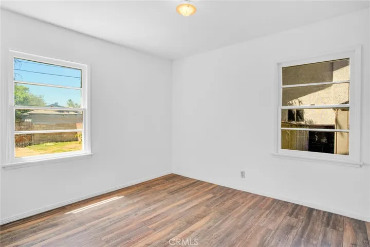 6731 Quakertown Avenue, Winnetka, California 91306