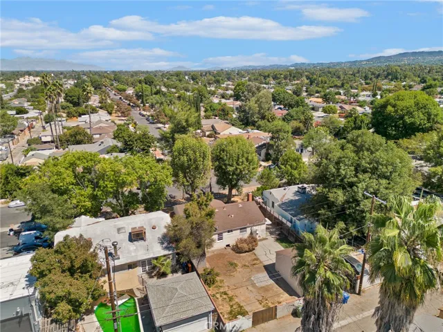 6731 Quakertown Avenue, Winnetka, California 91306