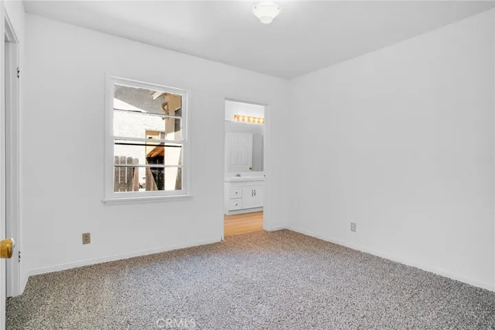 6731 Quakertown Avenue, Winnetka, California 91306