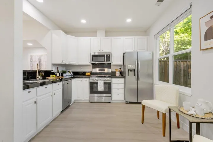 133 Concord Circle, Mountain View, California 94040