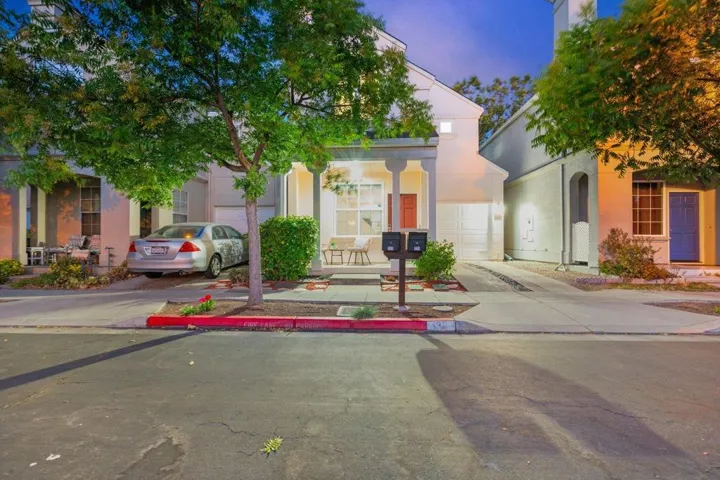133 Concord Circle, Mountain View, California 94040
