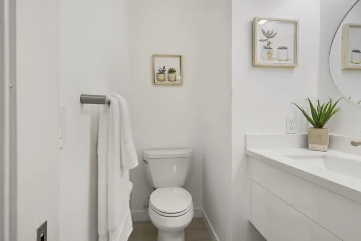 133 Concord Circle, Mountain View, California 94040