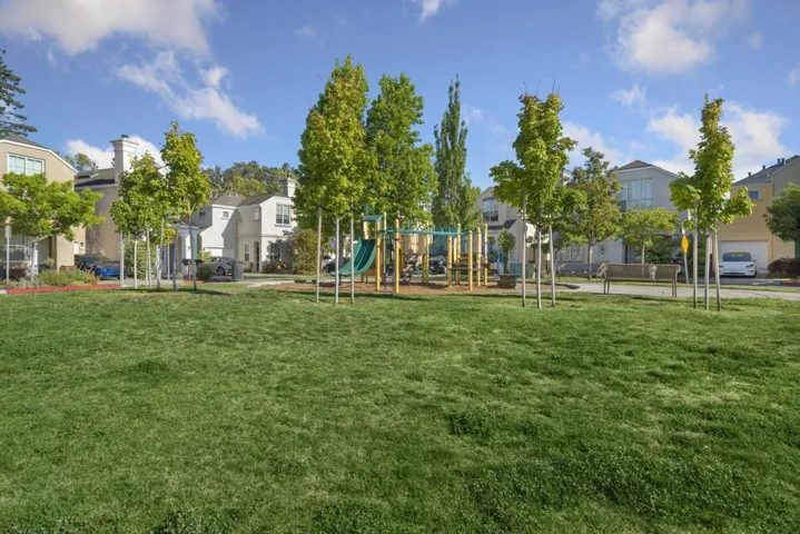 133 Concord Circle, Mountain View, California 94040