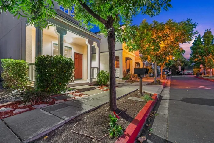 133 Concord Circle, Mountain View, California 94040