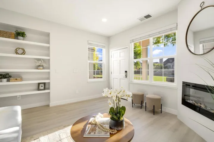 133 Concord Circle, Mountain View, California 94040