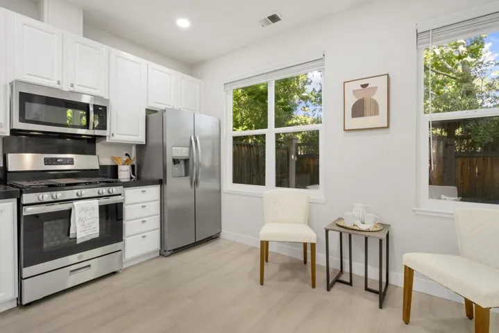 133 Concord Circle, Mountain View, California 94040