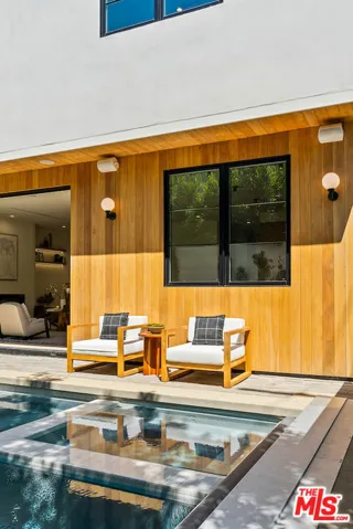 1101 Monument Street, Pacific Palisades, California 90272