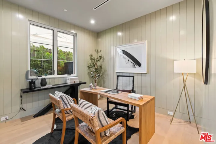 1101 Monument Street, Pacific Palisades, California 90272