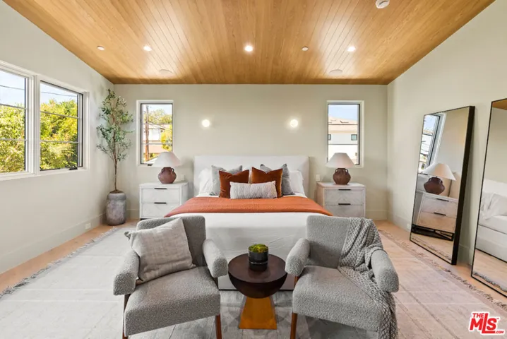 1101 Monument Street, Pacific Palisades, California 90272