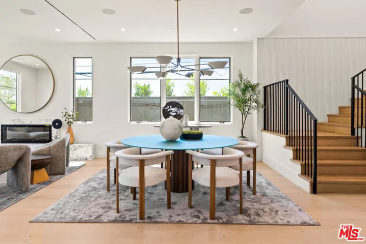1101 Monument Street, Pacific Palisades, California 90272