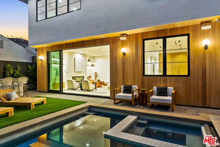 1101 Monument Street, Pacific Palisades, California 90272