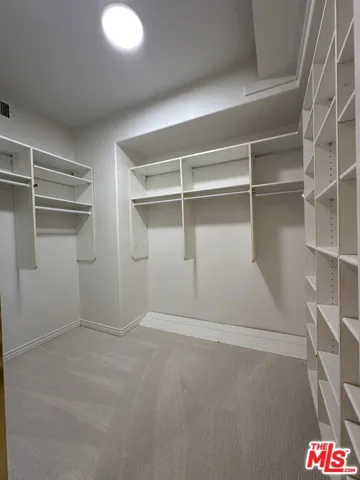 10595 Ashton Avenue 302, Los Angeles, California 90024