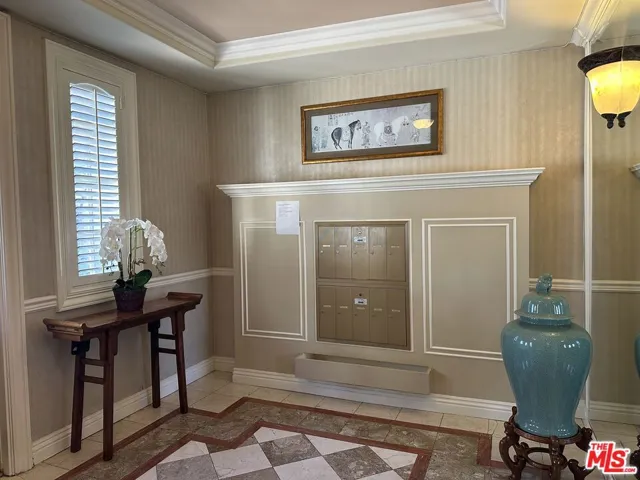 10595 Ashton Avenue 302, Los Angeles, California 90024