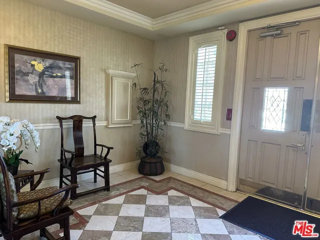 10595 Ashton Avenue 302, Los Angeles, California 90024
