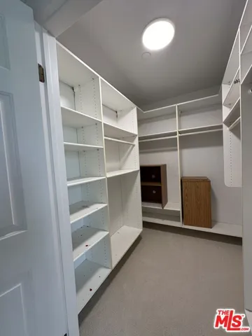 10595 Ashton Avenue 302, Los Angeles, California 90024