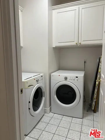 10595 Ashton Avenue 302, Los Angeles, California 90024