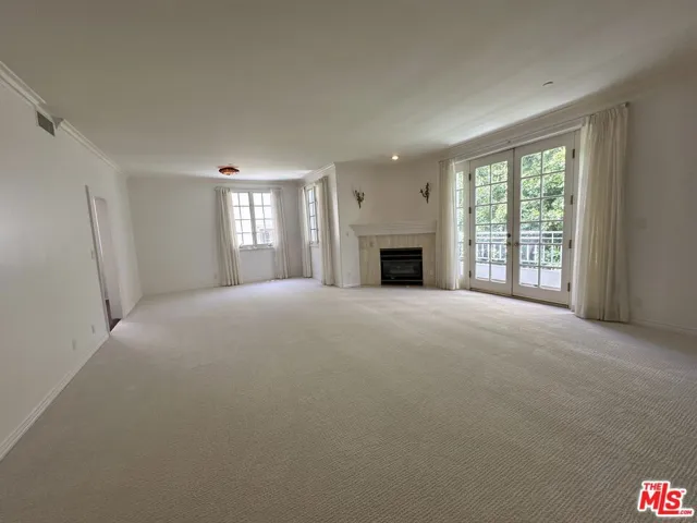 10595 Ashton Avenue 302, Los Angeles, California 90024