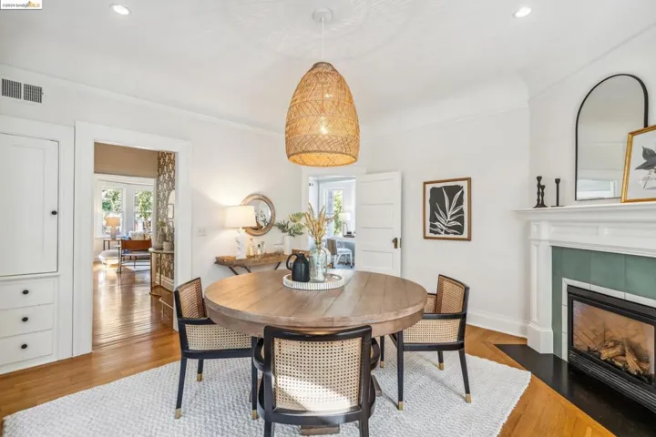 100 Echo Avenue, Oakland, California 94611-4310