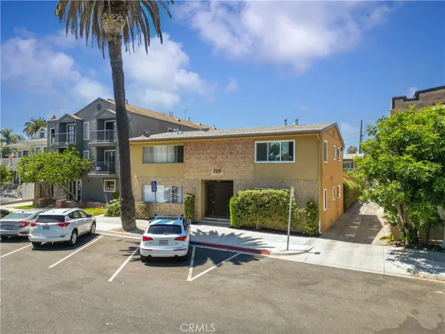 723 Elm Avenue C, Long Beach, California 90813