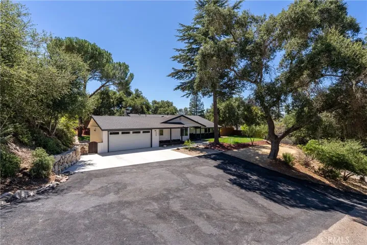 4560 Nogales Avenue, Atascadero, California 93422