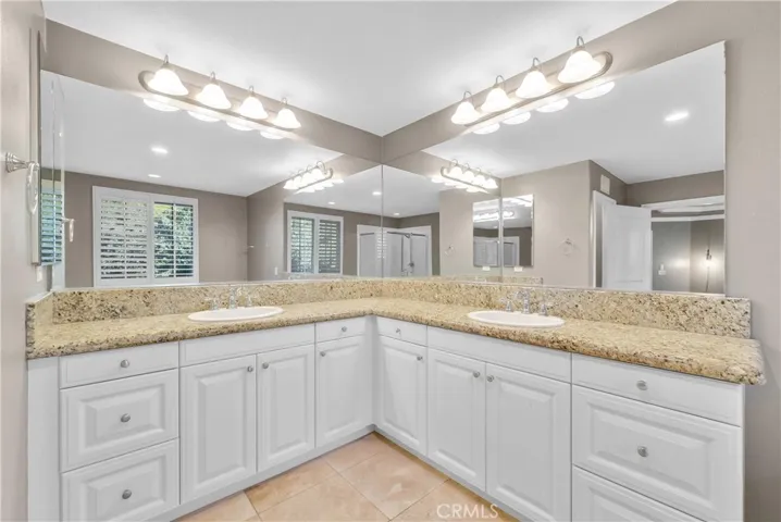 6 Saint Giles Ct, Ladera Ranch, California 92694