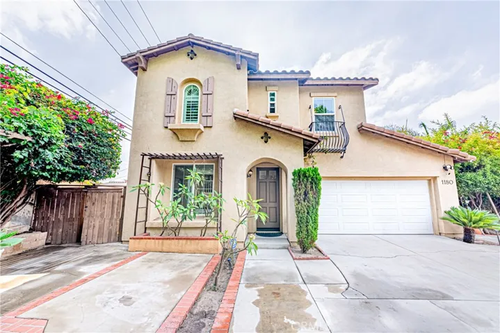 1180 N Ventura Street, Anaheim, California 92801