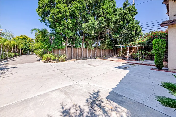 1180 N Ventura Street, Anaheim, California 92801